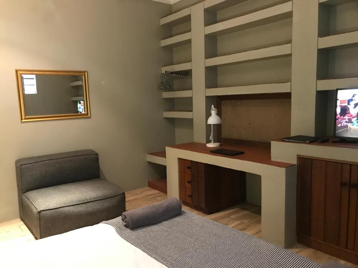 Aluve Guesthouse 요하네스버그 외부 사진
