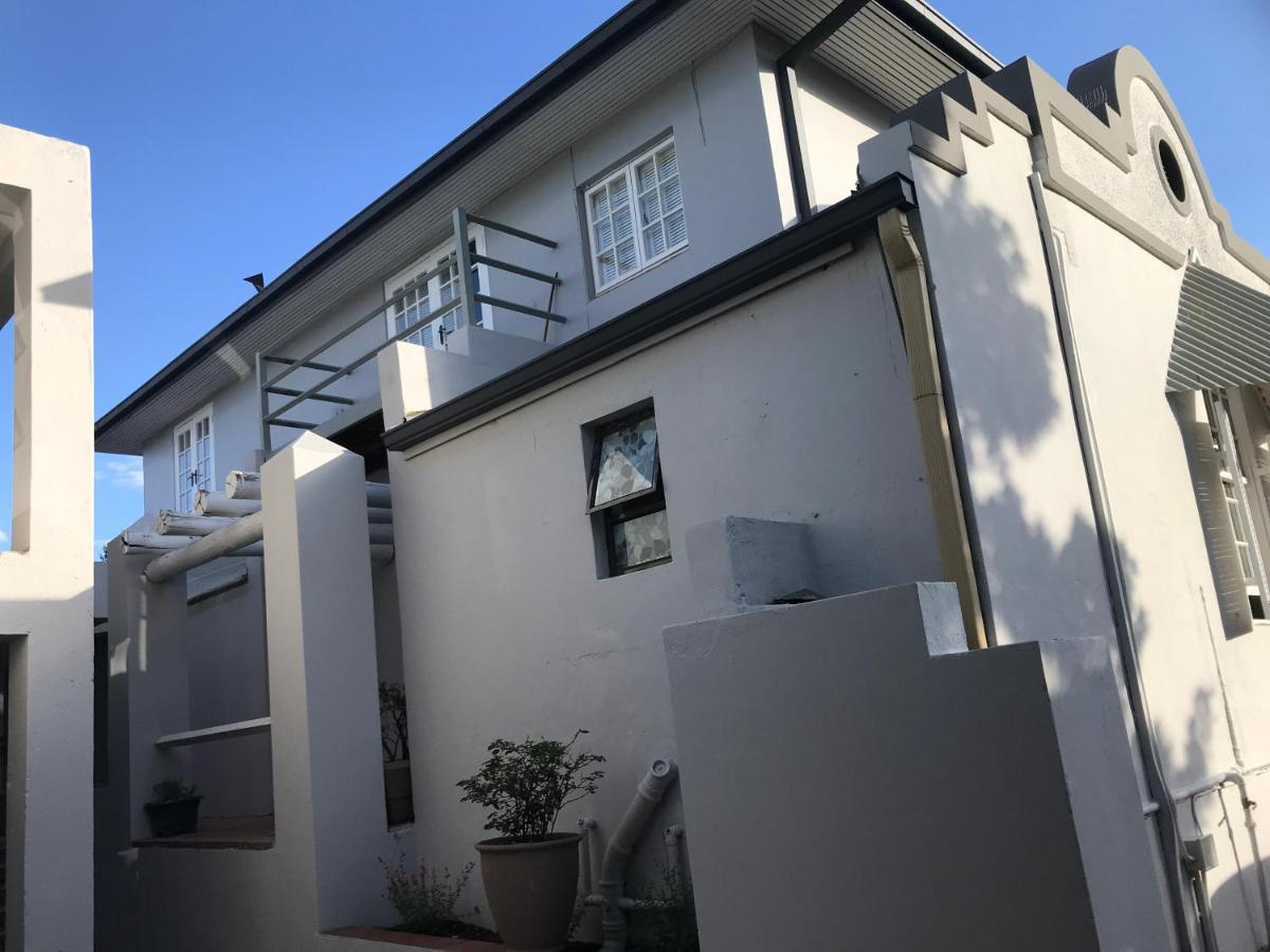 Aluve Guesthouse 요하네스버그 외부 사진
