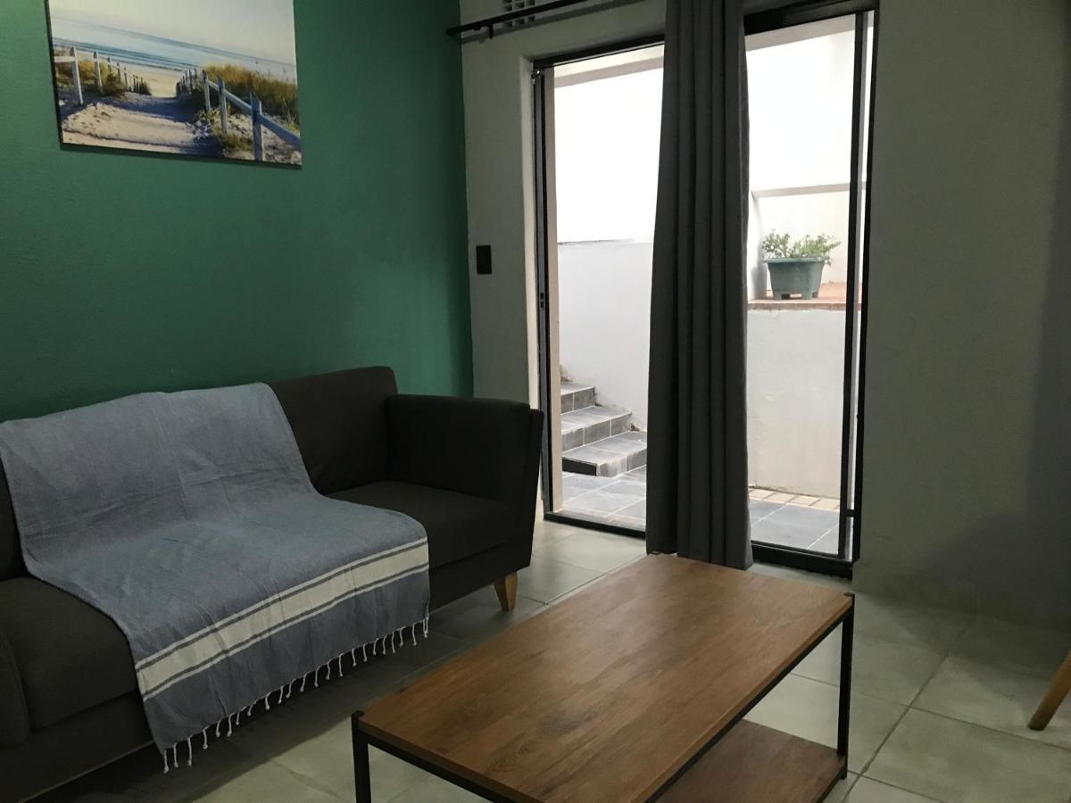 Aluve Guesthouse 요하네스버그 외부 사진