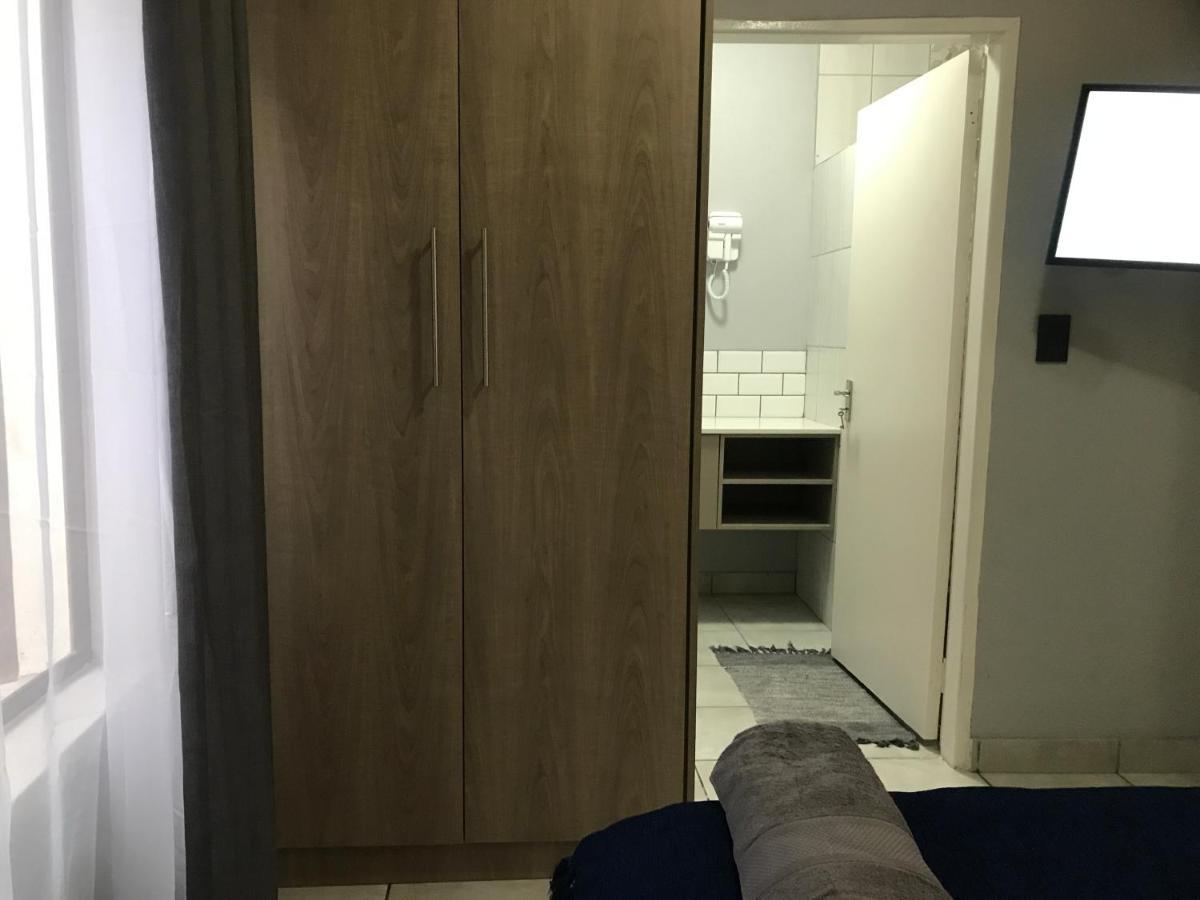 Aluve Guesthouse 요하네스버그 외부 사진